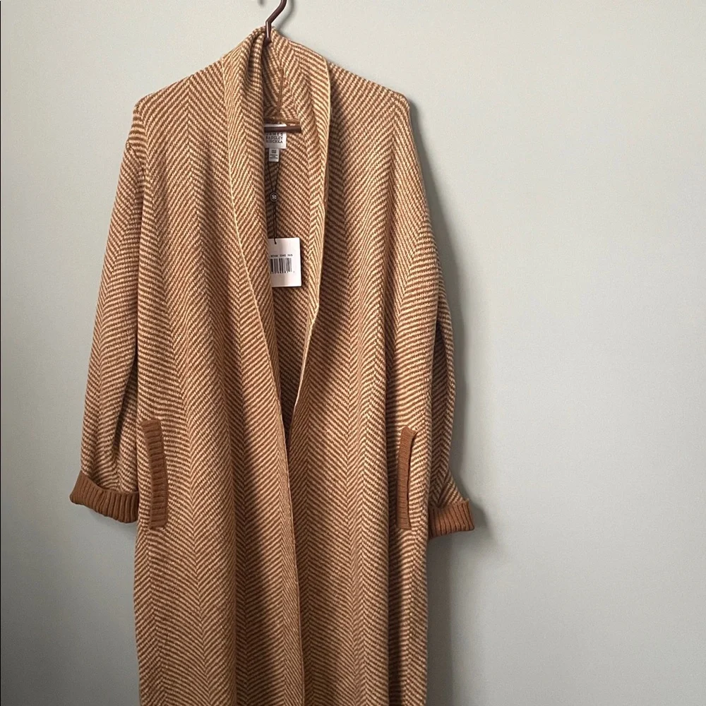 Badgley Mischka Long Tan Herringbone Cardigan NWT - Picture 4 of 8